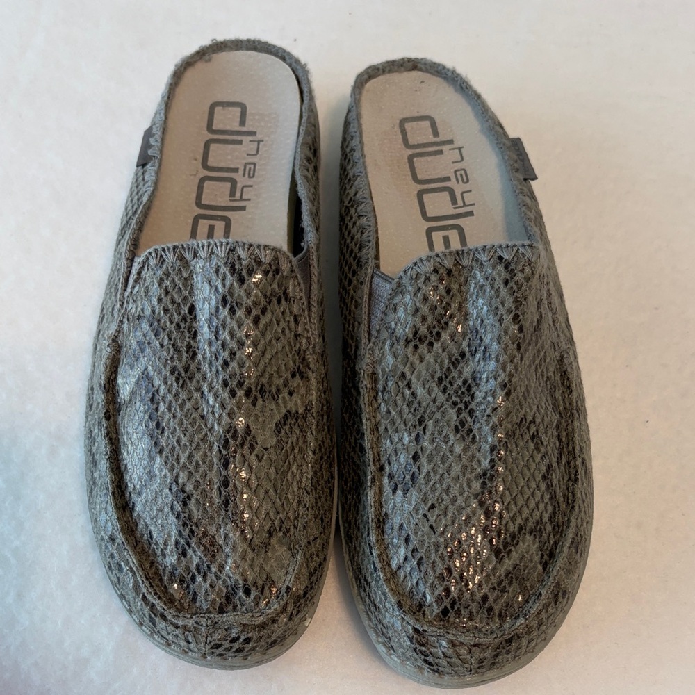 Hey Dude Lexi Leopard Beige Slip-on Mule Size 6